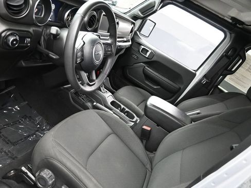 Used 2023 Jeep Wrangler Unlimited Sport AWD/4WD image 19