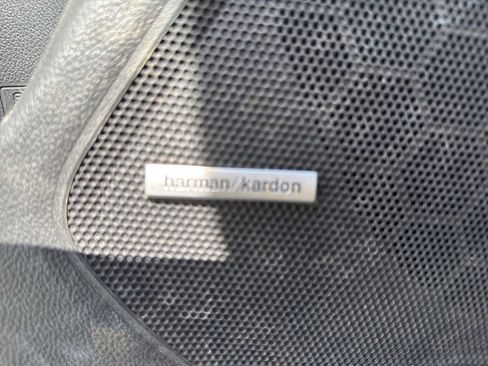 Used 2019 Subaru Outback 2.5i Limited AWD/4WD image 13