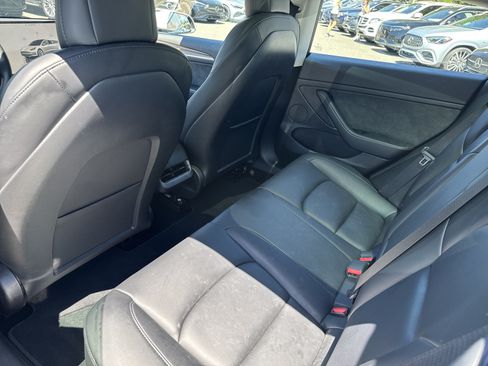 Used 2022 Tesla Model 3 Long Range AWD/4WD image 15