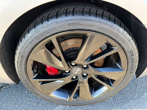 Used 2023 Genesis G70 3.3T w/ Sport Prestige Package image 20