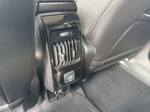 Used 2022 Jeep Compass Latitude image 32