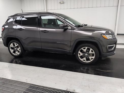 Used 2020 Jeep Compass Limited AWD/4WD image 11