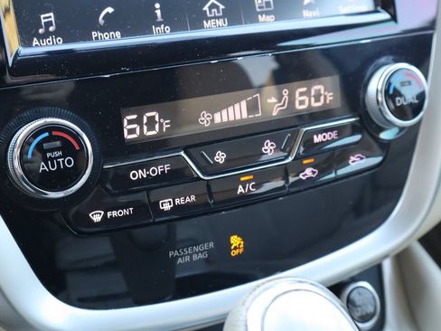 Used 2018 Nissan Murano SV w/ Premium Package FWD image 23