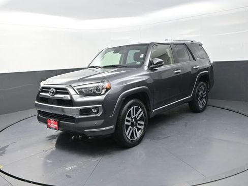 Used 2023 Toyota 4Runner Limited image 25