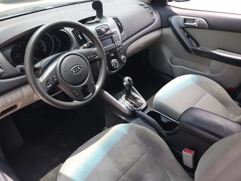 Used 2013 Kia Forte EX FWD image 17