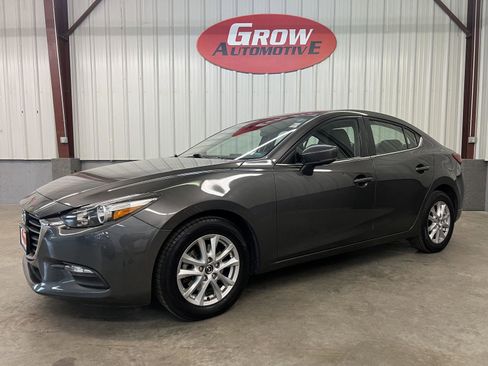 Used 2018 MAZDA MAZDA3 Sport w/ Preferred Equipment Package image 7