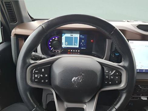 Certified 2023 Ford Bronco Outer Banks image 10