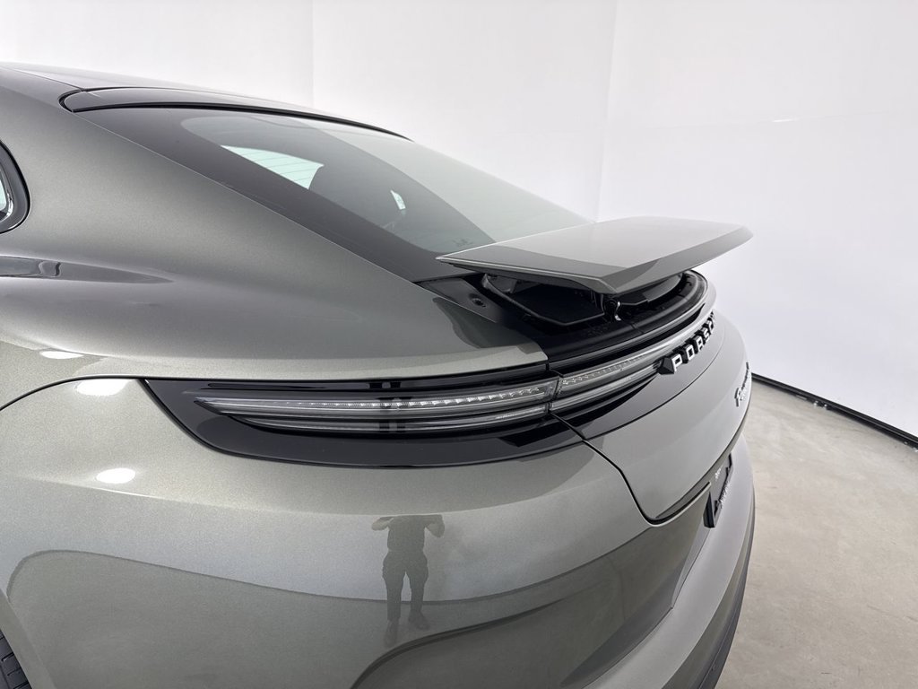 New 2026 Porsche Panamera 4 AWD/4WD image 17