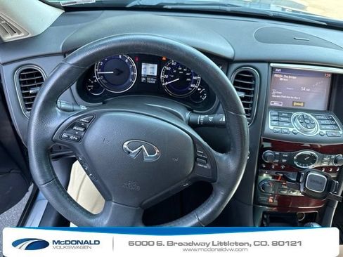 Used 2017 INFINITI QX50 AWD w/ Premium Plus Package image 5