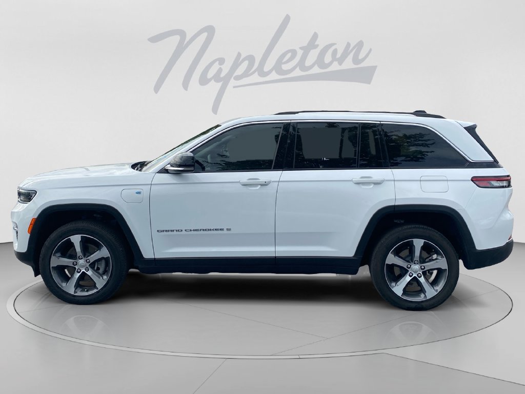 Used 2022 Jeep Grand Cherokee Limited 4xe AWD/4WD image 2