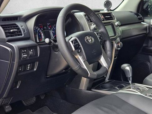 Used 2016 Toyota 4Runner SR5 RWD image 9