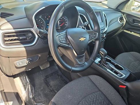 Used 2024 Chevrolet Equinox LT image 10