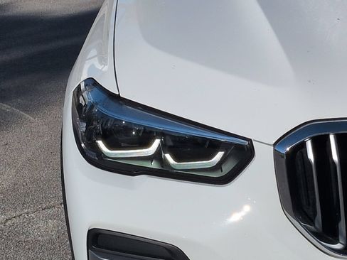 Used 2022 BMW X5 sDrive40i w/ Premium Package RWD image 9