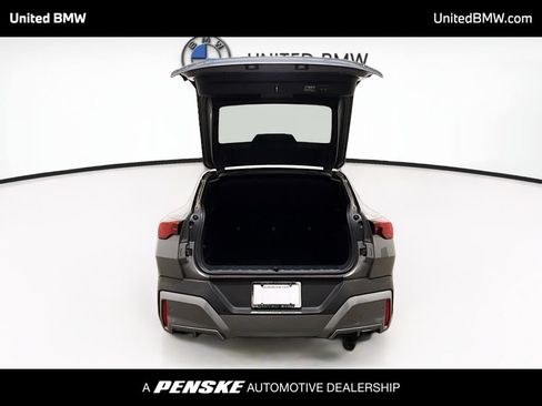Used 2025 BMW X2 xDrive28i AWD/4WD image 14