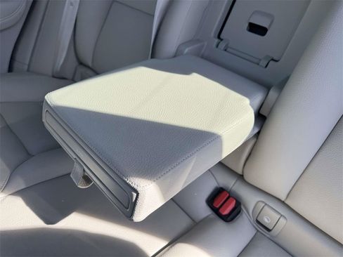 Certified 2023 Volvo XC60 B5 Plus w/ Climate Package image 10