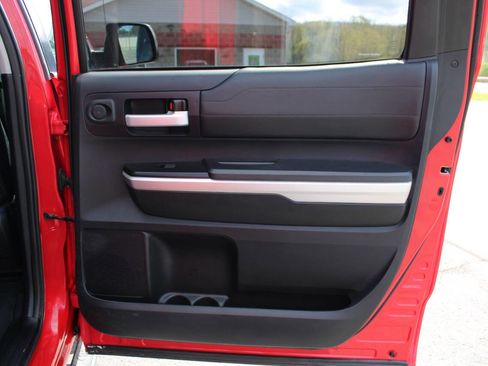 Used 2015 Toyota Tundra Limited w/ Limited Premium Package image 43