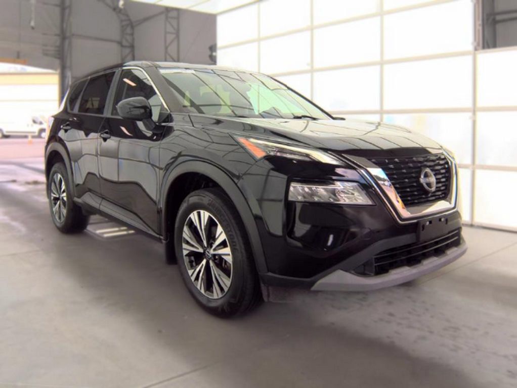 Used 2023 Nissan Rogue SV AWD/4WD image 4