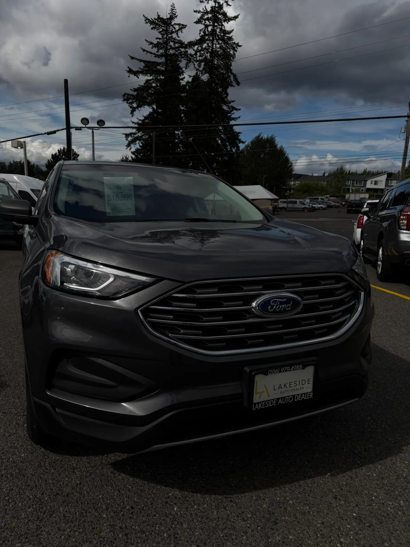 Used 2020 Ford Edge SE FWD image 4