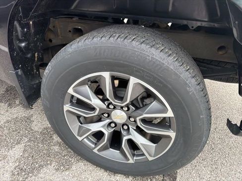 Used 2023 Chevrolet Silverado 1500 LT image 6