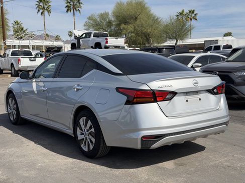 Used 2023 Nissan Altima 2.5 S image 7