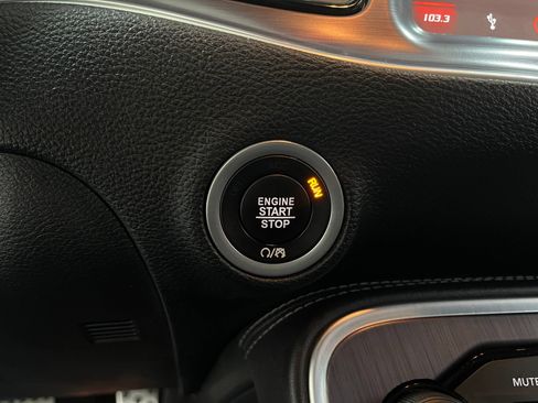 Used 2018 Dodge Challenger R/T Scat Pack RWD image 19