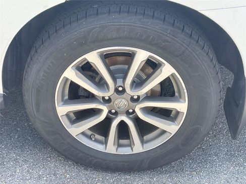 Used 2015 Nissan Pathfinder SV w/ Cargo Package AWD/4WD image 8