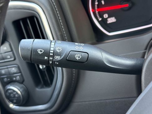 Used 2022 Chevrolet Silverado 2500 LTZ image 8