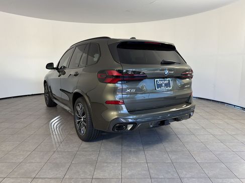 New 2026 BMW X5 xDrive40i w/ M Sport Package AWD/4WD image 3