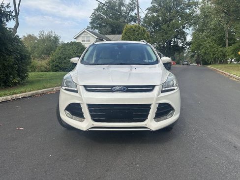 Used 2014 Ford Escape Titanium w/ Equipment Group 401A AWD/4WD image 3