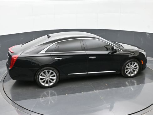 Used 2014 Cadillac XTS Luxury w/ Driver Awareness Package FWD image 31