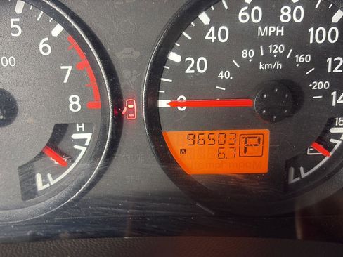 Used 2019 Nissan Frontier SV image 34