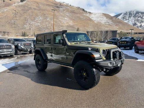 New 2025 Jeep Wrangler Unlimited Rubicon w/ Convenience Group AWD/4WD image 7