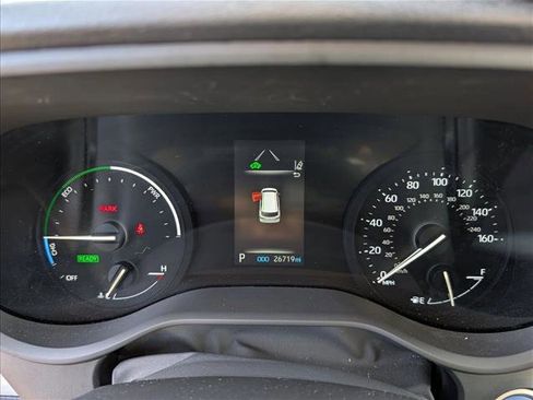 Certified 2023 Toyota Sienna LE image 11