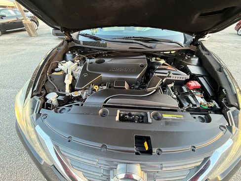 Used 2016 Nissan Altima 2.5 SL w/ 2.5 Technology w/LED Package image 4