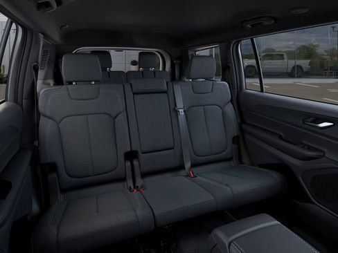 New 2025 Jeep Grand Cherokee L Laredo w/ Luxury Tech Group I AWD/4WD image 15