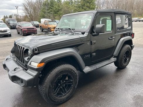 Used 2024 Jeep Wrangler Sport image 6
