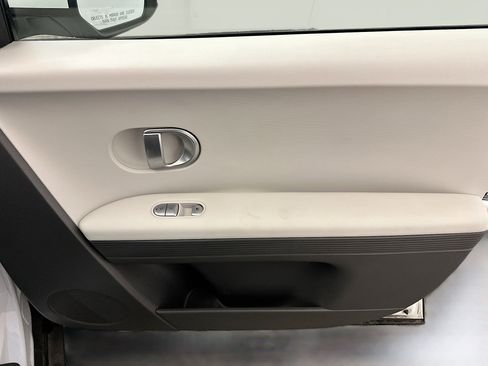 Used 2024 Hyundai Ioniq 5 SEL image 34