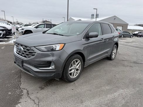 Used 2022 Ford Edge SEL image 3