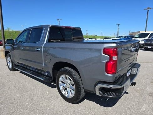 Used 2022 Chevrolet Silverado 1500 LTZ w/ LTZ Premium Package image 3