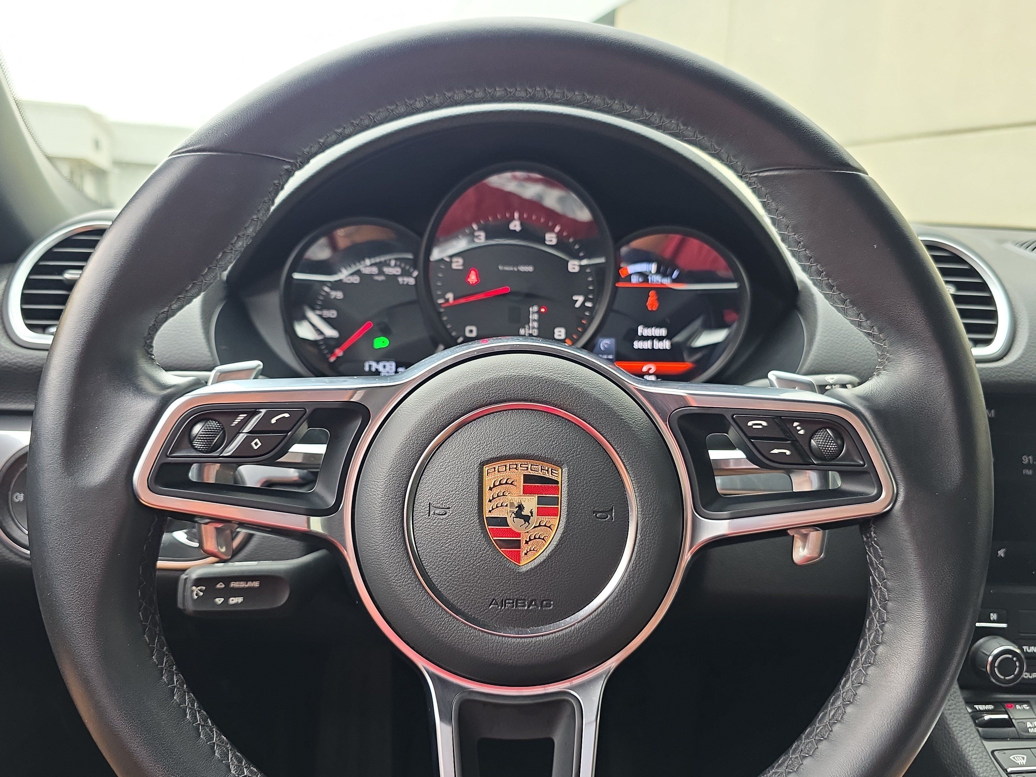 Certified 2025 Porsche 718 Boxster RWD image 18