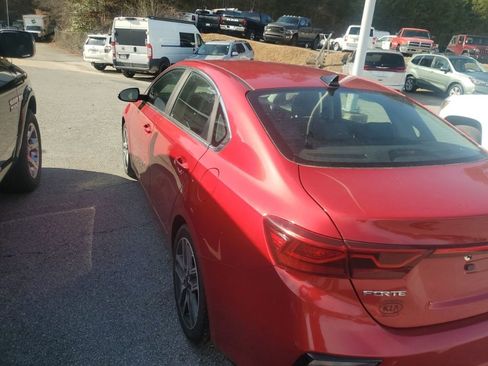 Used 2019 Kia Forte EX image 8