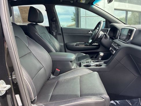 Used 2022 Kia Sportage SX w/ Paint Protection Package FWD image 11
