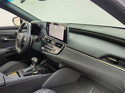 Used 2025 Lexus ES 350 Ultra Luxury image 20