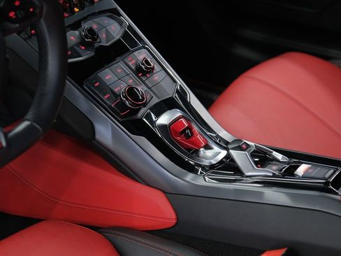 Used 2015 Lamborghini Huracan LP 610-4 AWD/4WD image 20