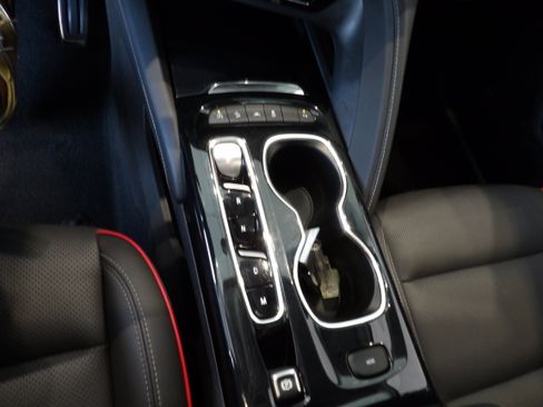 Used 2023 Buick Envision Essence w/ Sport Touring Package AWD/4WD image 14