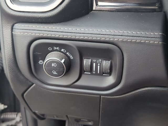 Used 2023 RAM 2500 Limited AWD/4WD image 37