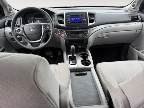 Certified 2018 Honda Pilot LX image 14