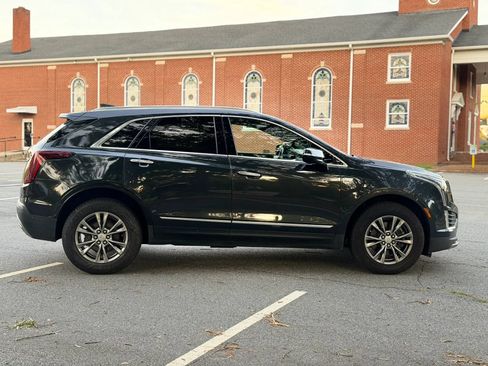 Used 2021 Cadillac XT5 Premium Luxury AWD/4WD image 7