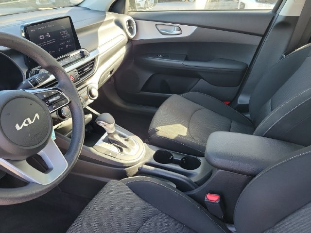Certified 2024 Kia Forte LXS FWD image 17