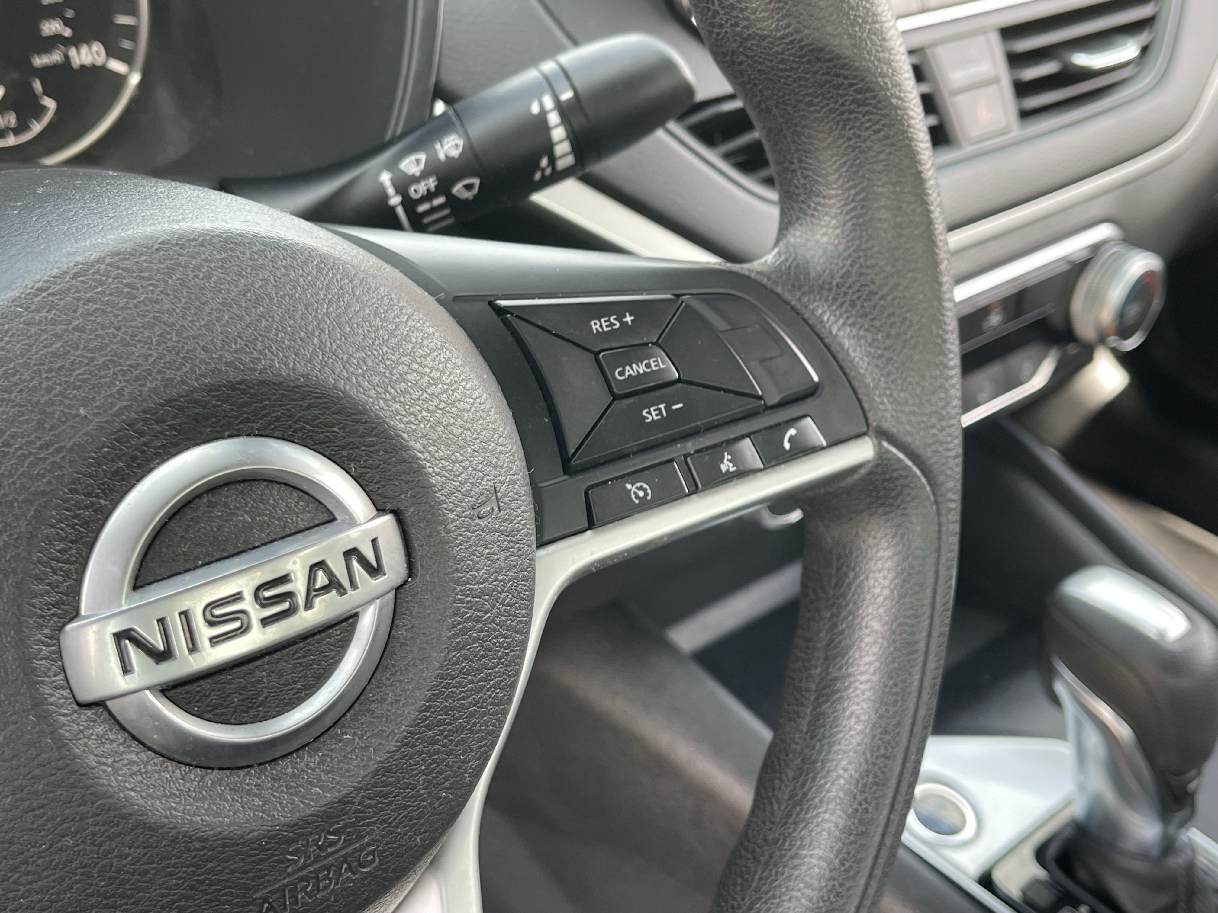 Used 2022 Nissan Altima 2.5 SV FWD image 24
